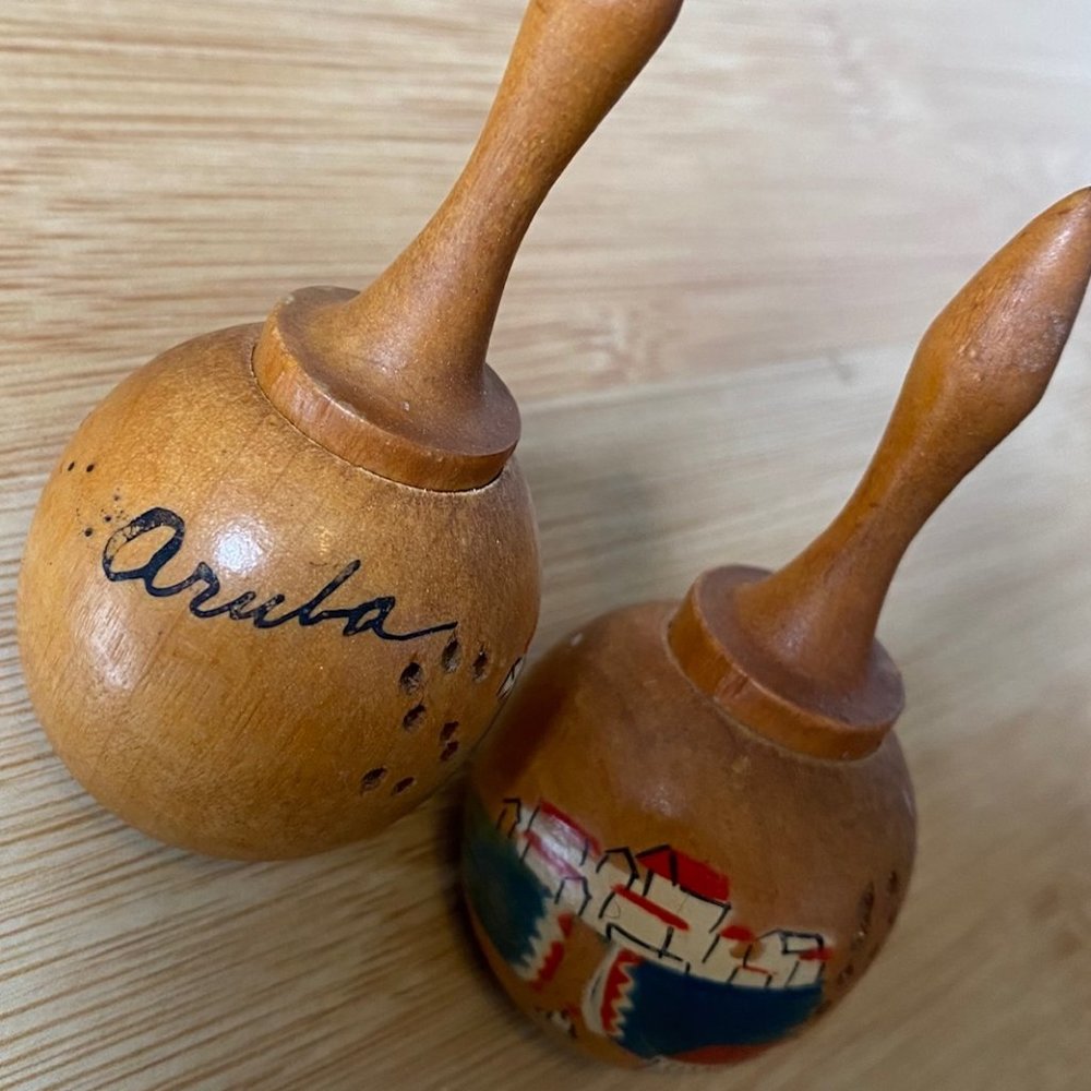 Vintage Wood Salt & Pepper Shakers - Light Posts, Maracas, & Barrels - Picture 9 of 16